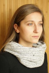 Mist Donegal Wool & Linen Snood