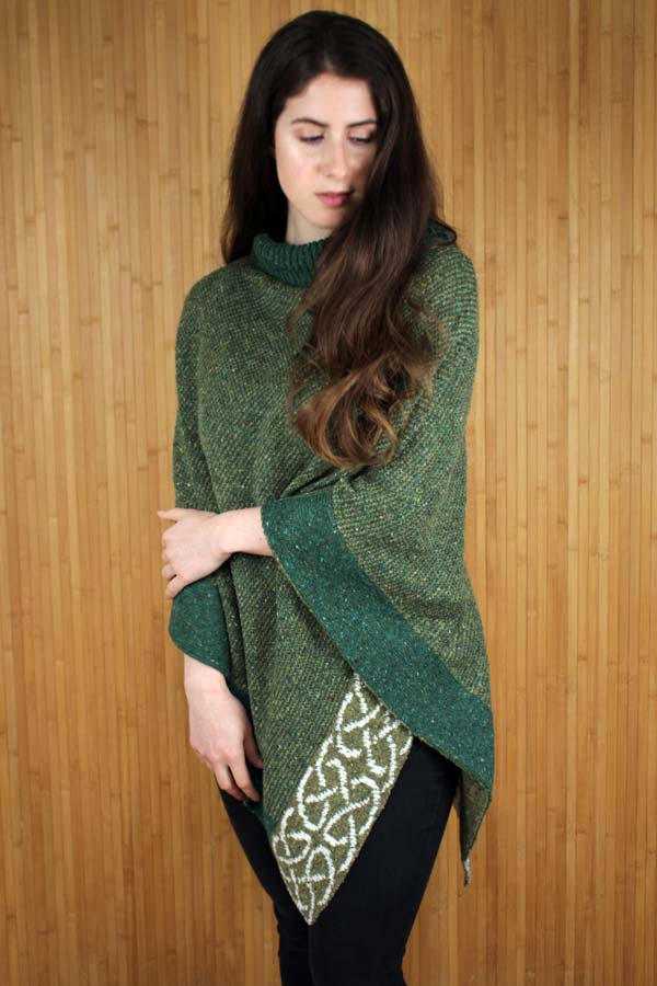 Clover Mull Merino Wool Cape