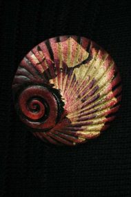Oat Shell Brooch