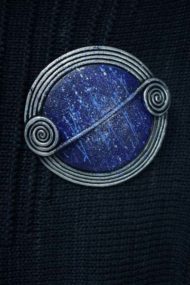 Royal Scroll Brooch