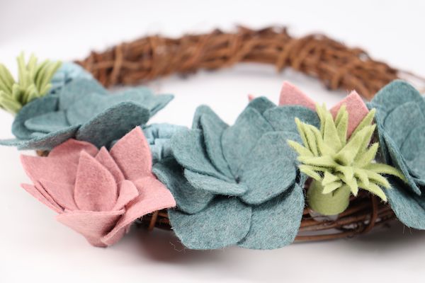 The Crafty Kit Company Succulent Wreath