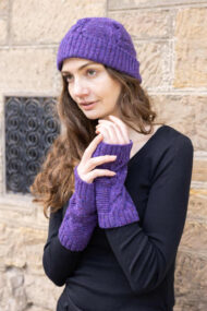 Dariana Islay Hat & Hand Warmers