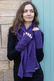 Dariana Islay Scarf & Hand Warmers