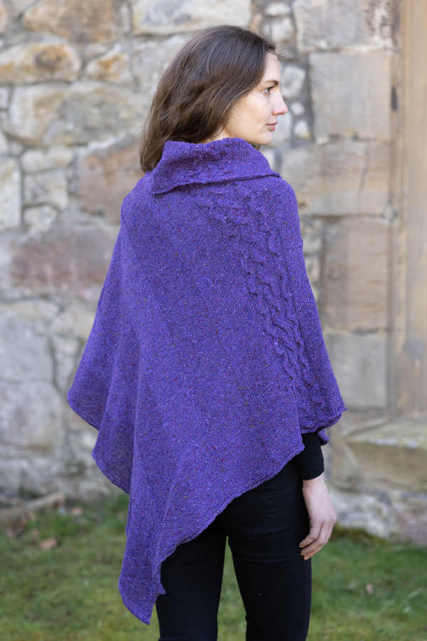 Dariana Jura Shawl