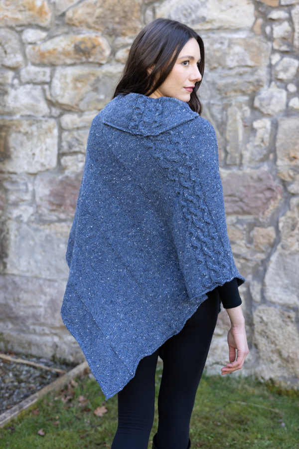 Finn Jura Shawl