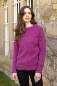 Tara Broch Pullover