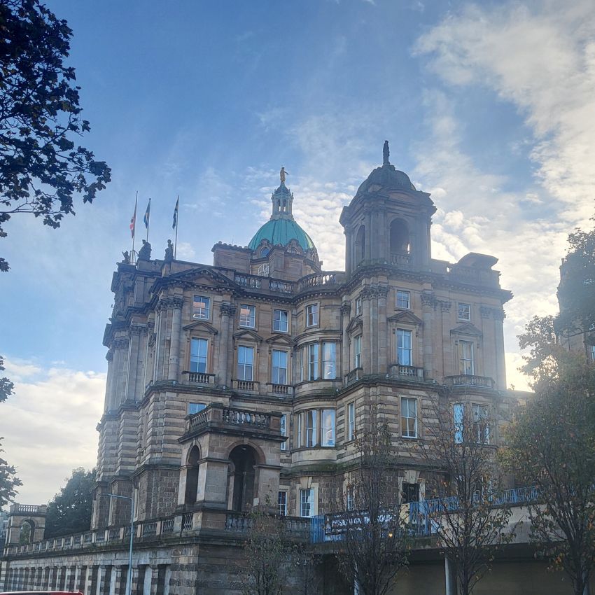 Visit the Edinburgh Mound